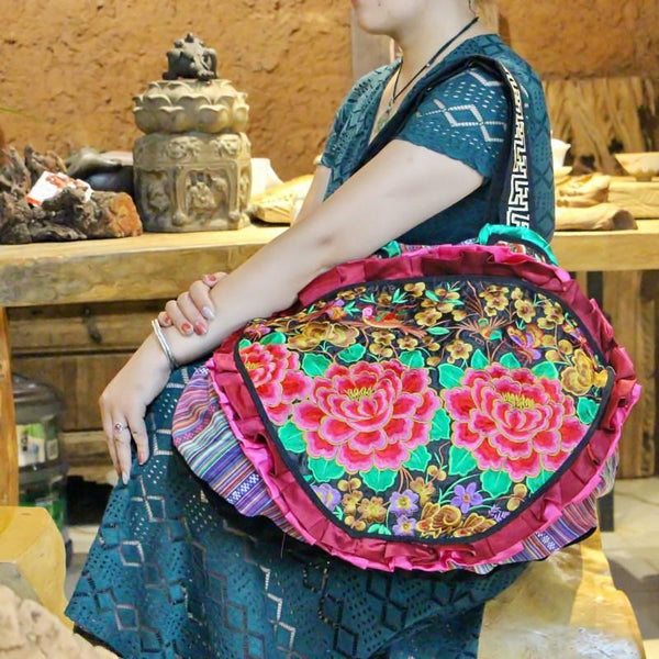 National wind bag Tibetan embroidery Big bag lady hand bag