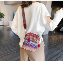 Load image into Gallery viewer, Women&#39;s bag shoulder bag ethnic style tassel messenger small bag women bucket bag