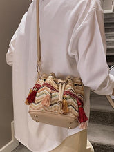Load image into Gallery viewer, Slanting bucket fairy tassel beach bag female