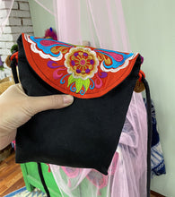 Load image into Gallery viewer, Half Original Design Ethnic Style Bag Ethnic Style Oblique Hanging Bag Mobile Phone Bag