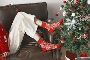 Autumn and winter new product red Christmas socks gift box cartoon cute medium tube socks female cotton socks Christmas socks boxed