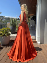 Load image into Gallery viewer, Sexy slant shoulder slim dress large swing dress
