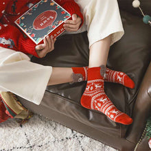 Load image into Gallery viewer, Autumn and winter new product red Christmas socks gift box cartoon cute medium tube socks female cotton socks Christmas socks boxed