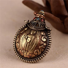 Load image into Gallery viewer, Hand-made Tibetan retro folk style Gagawu box small pot necklace pendant for men and women