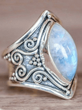 Load image into Gallery viewer, Vintage Moonstone Exaggerated Ring Jewelry