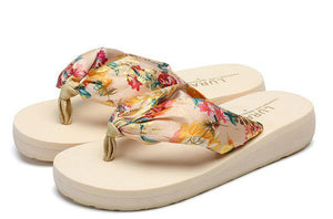 Bohemian Flip-Flops Thick Bottom Middle Heel Beach Shoes