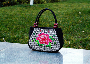 Ethnic Women's Bag Embroidered Hand-held Canvas Bag Shopping Hand-held Coin Purse Mini Bag.