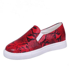 Load image into Gallery viewer, Women Casual  Snake Printing Women Vulcanized Flats Sneakers Shoes