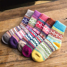 Load image into Gallery viewer, Autumn And Winter Knitted Cotton Wool Thick Warm Women&#39;s Socks