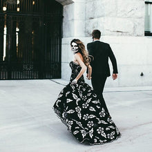 Load image into Gallery viewer, Halloween Black Print Long Dress