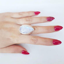 Load image into Gallery viewer, Moonstone Vintage Water Drop White Stone Female Fashion Ring