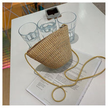 Load image into Gallery viewer, Simple Round Straw Women Summer Rattan Handmade Woven Beach Cross Body Bag