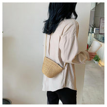 Load image into Gallery viewer, Simple Round Straw Women Summer Rattan Handmade Woven Beach Cross Body Bag