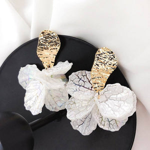 White Shell Flower Petal Drop Earrings For Women
