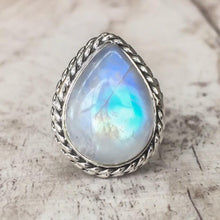 Load image into Gallery viewer, Vintage Water Drop Shape Silver Color Moonstone Women Finger Rings