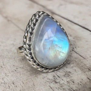 Vintage Water Drop Shape Silver Color Moonstone Women Finger Rings